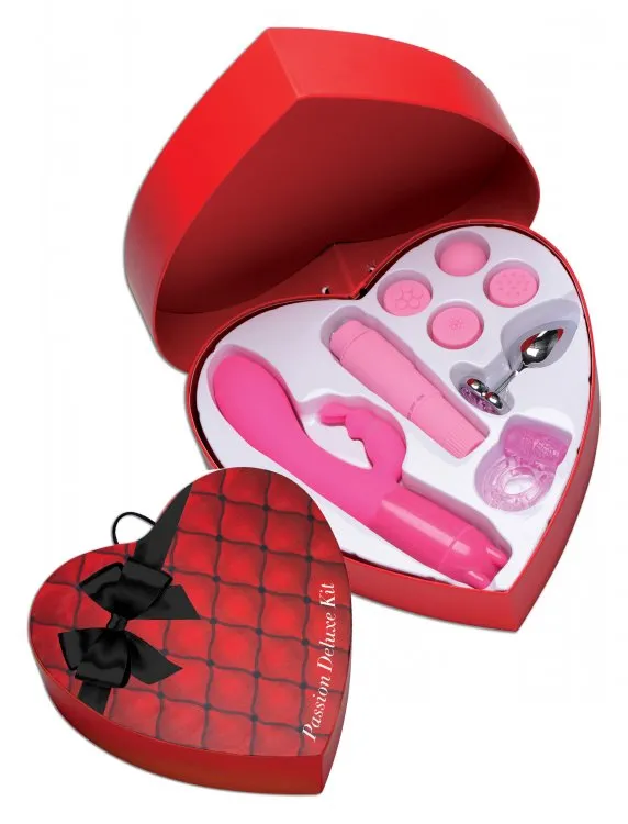 XR Brands Frisky Passion Deluxe Kit | Couples