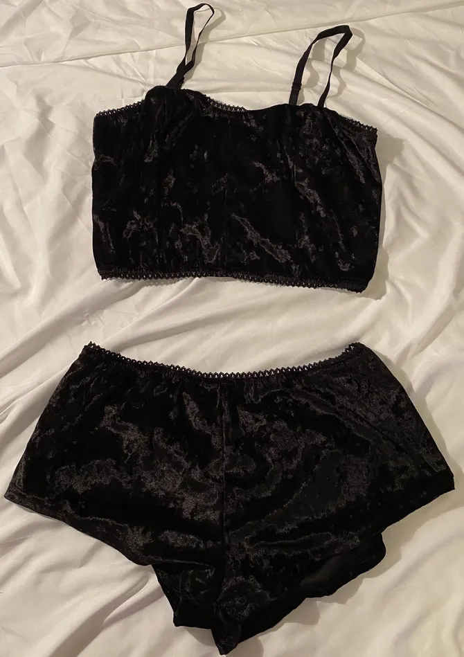 Couples Naked Amore Tickle Me Crop Two Piece