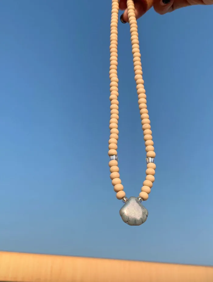 miss sunday Dildos marine natural stone shell glass bead necklace